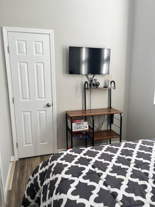 Breeze On Monmouth Apartment Нюпорт Екстериор снимка